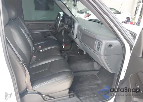 2005 Chevrolet Silverado 1500 Work Truck from USA, damaged, VIN 1GCEC14XX5Z318107